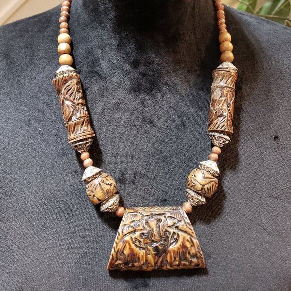 Womens Fashion Brown Wood Tibetan Agate Bead Pendant Necklace with Lobster Clasp - Picture 1 of 6